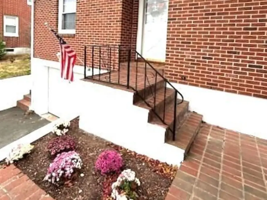 30 Clinton Place, Wallingford, CT 06492 - Image #3