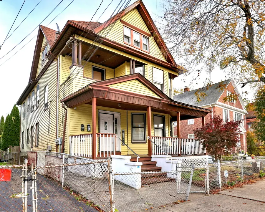 696 Kossuth Street, Bridgeport, CT 06608 - Image #2