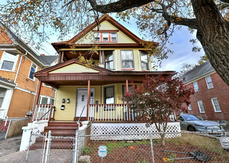 696 Kossuth Street, Bridgeport, CT 06608 - Image #3
