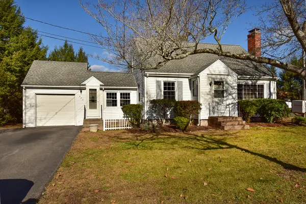 496 Hills Street, East Hartford, CT 06118