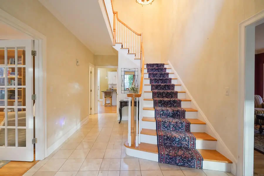 77 Fox Glen Drive, Stamford, CT 06903 - Image #3