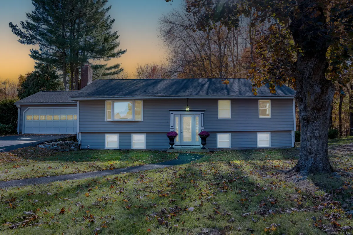 3 Cynthia Circle, Enfield, CT 06082 - Image #1