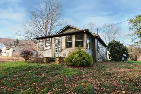 85 Stedman Road, New Hartford, CT 06057