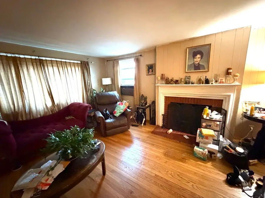 69 Saint Augustine Street, West Hartford, CT 06110 - Image #3