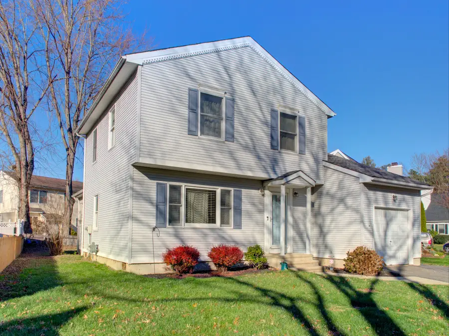 43 Kingsbury Lane, Glastonbury, CT 06033 - Image #2