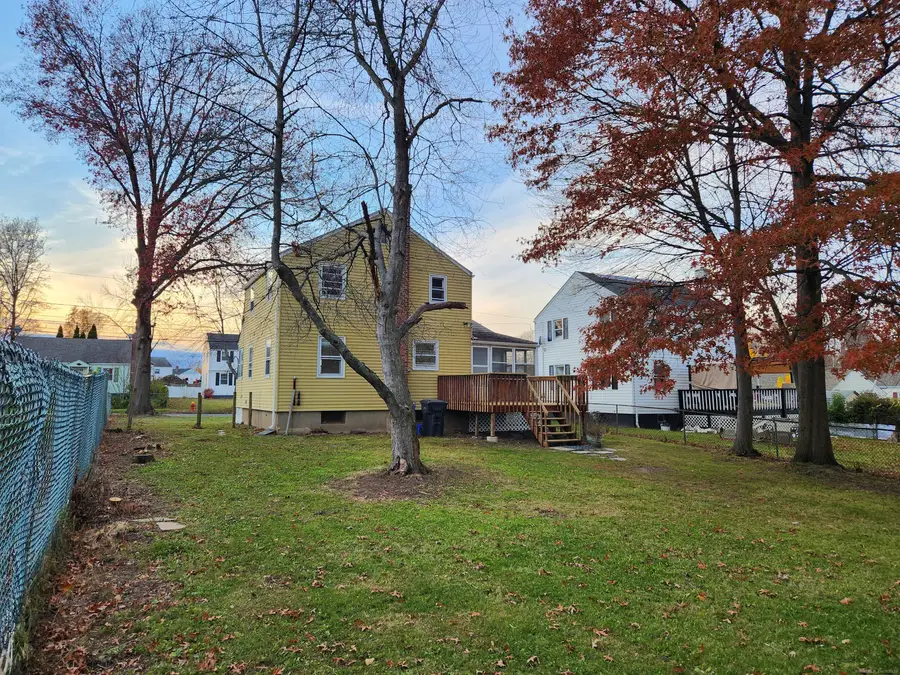 218 Saybrooke Street, Hartford, CT 06106 - Image #3