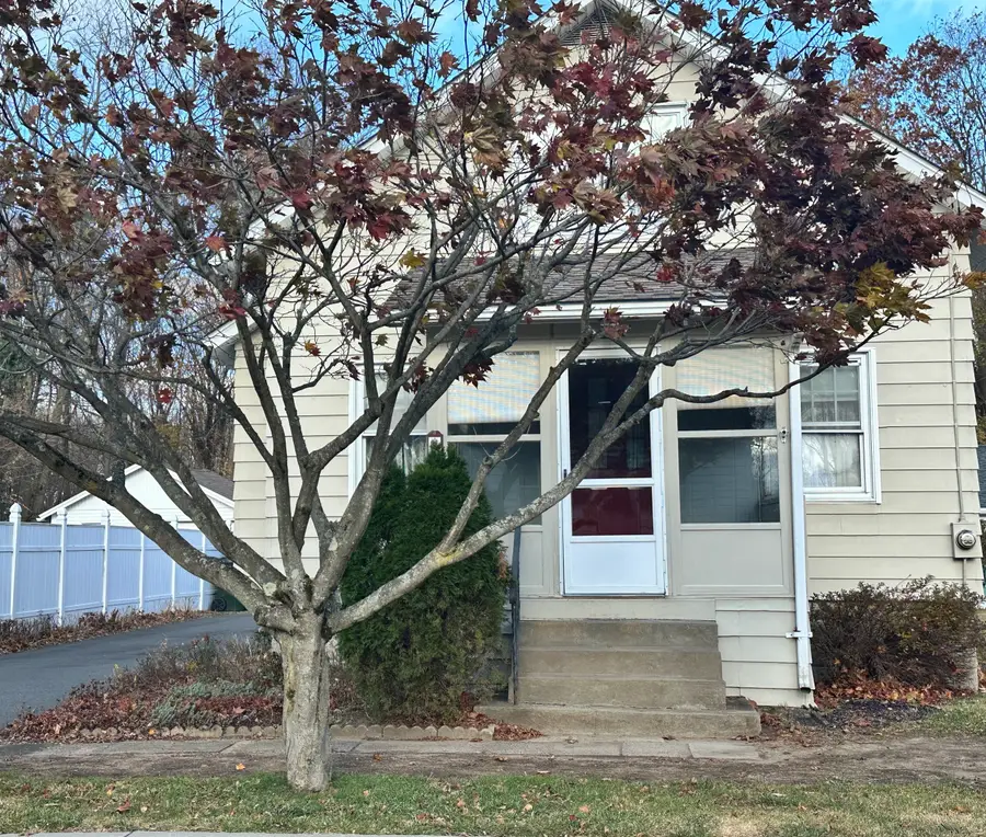 14 Seymour Road, Windsor Locks, CT 06096 - Image #2