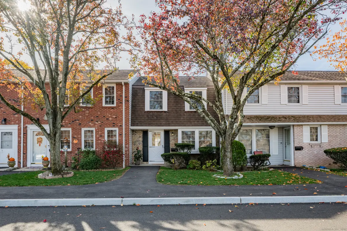 15 Greenwich Way #15, Milford, CT 06460 - Image #1