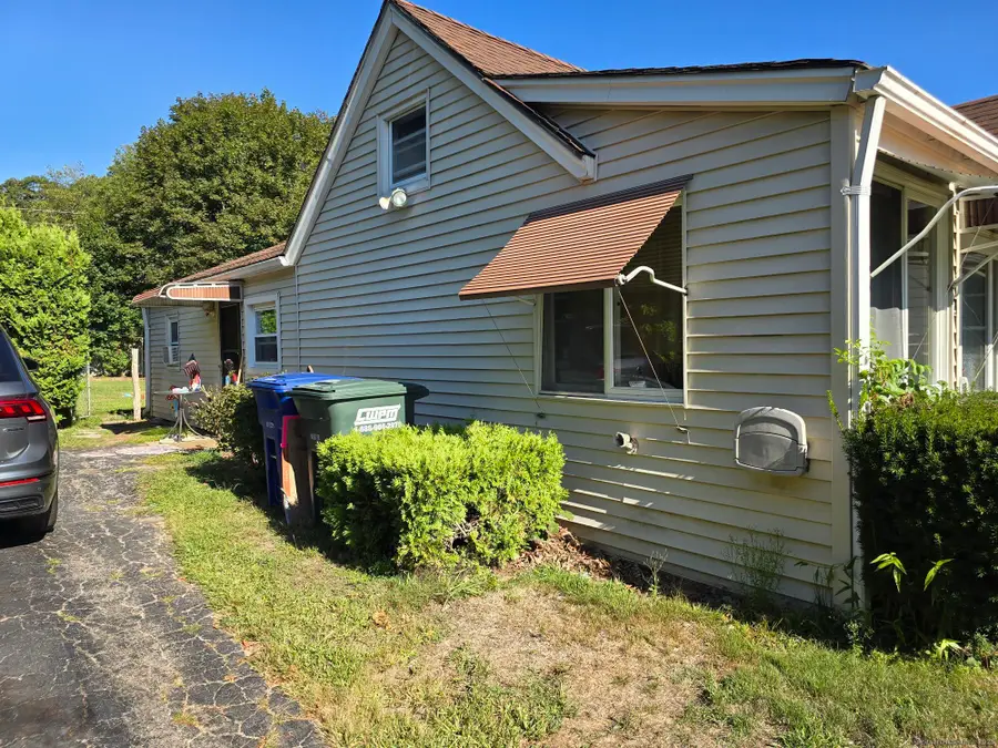 2 Pawcatuck Avenue, Pawcatuck, CT 06379 - Image #2