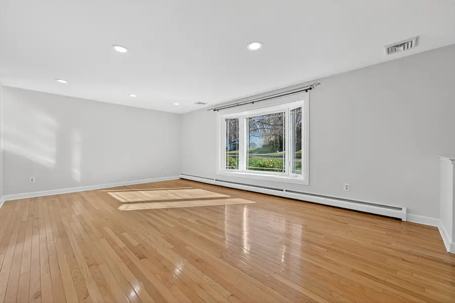 319 Great Swamp Road, Glastonbury, CT 06033 - Image #3