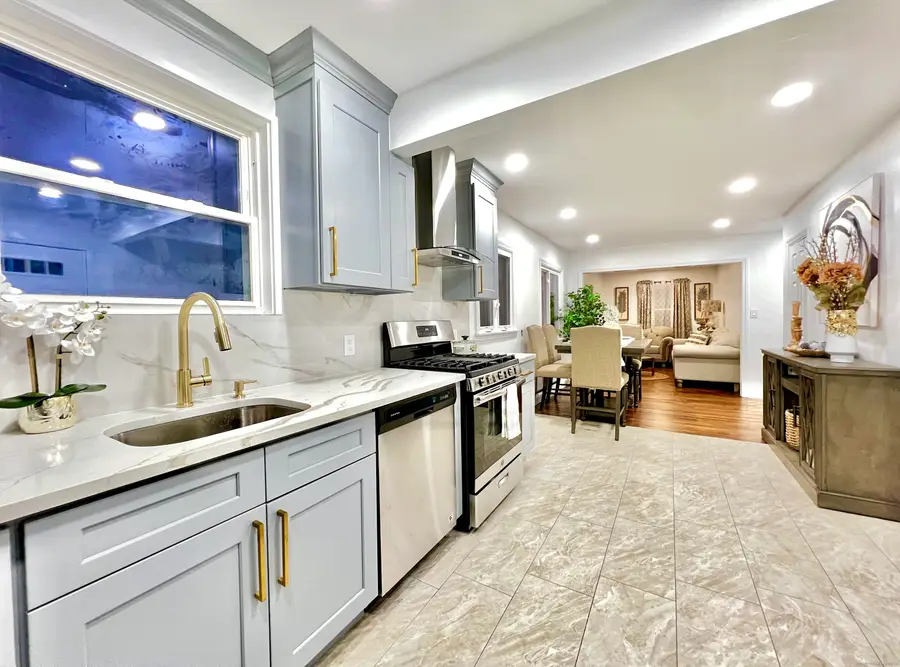 50 Pilgrim Road, Bridgeport, CT 06610 - Image #2