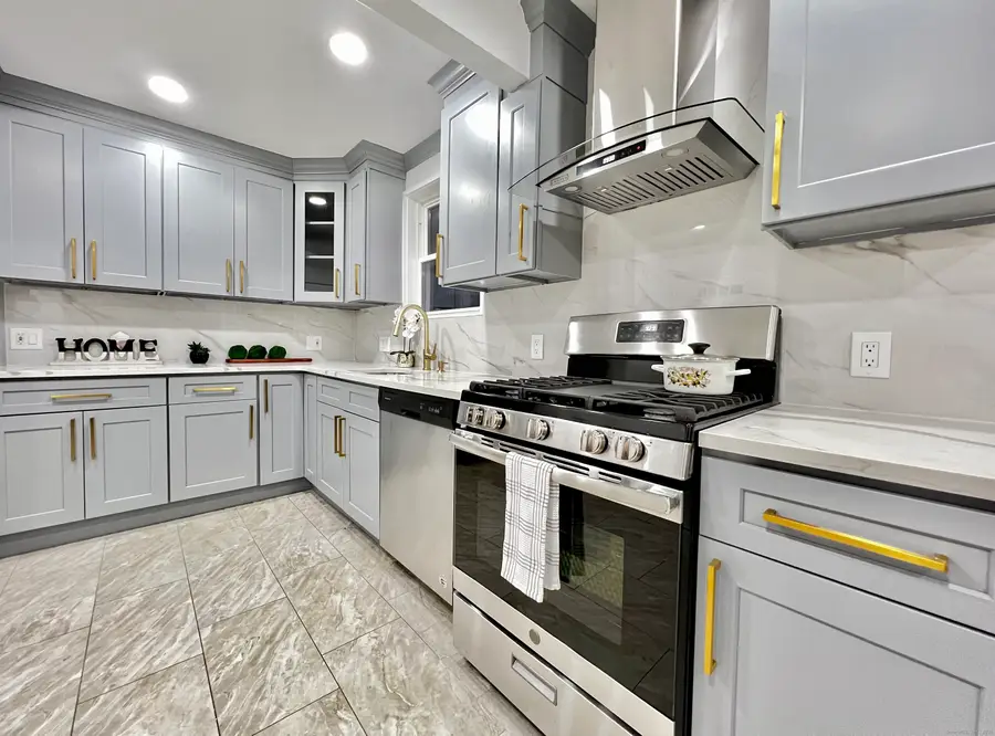 50 Pilgrim Road, Bridgeport, CT 06610 - Image #3