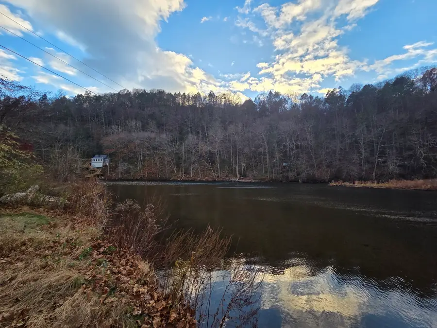 225 Manor Road, Southbury, CT 06488 - Image #3