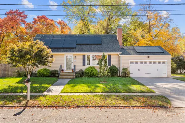 30 Bulmer Drive, Stratford, CT 06614