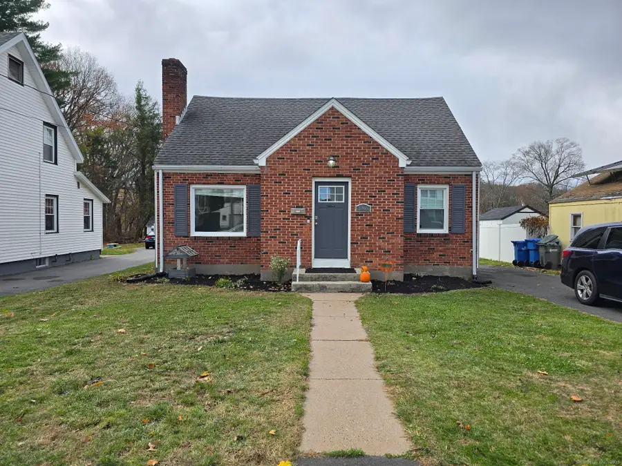186 Irving Street, Manchester, CT 06042 - Image #2