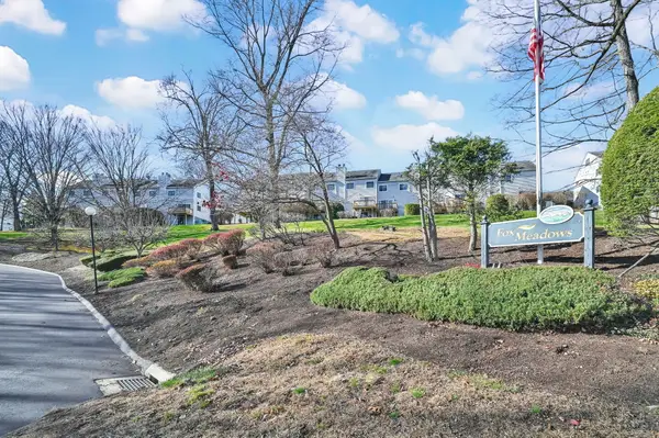 1 Hunters Run #1, Cromwell, CT 06416