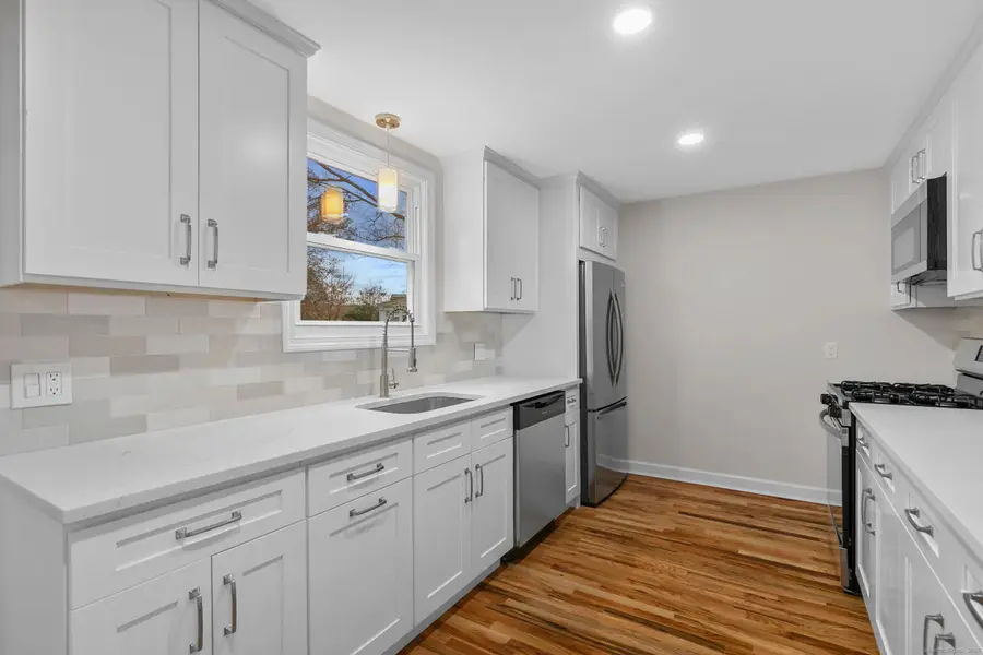 484 Pine Rock Avenue, Hamden, CT 06514 - Image #3