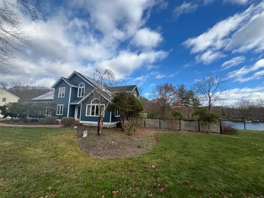33 Walnut Tree Hill Road, Shelton, CT 06484 - Image #3