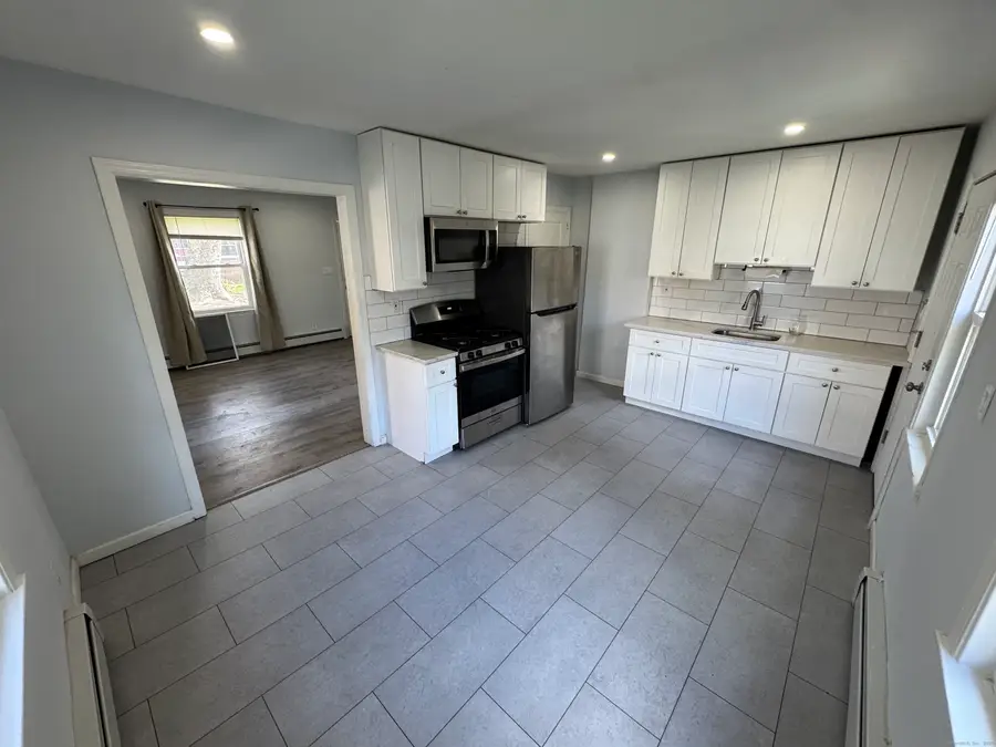 190 Bonner Street, Hartford, CT 06106 - Image #2