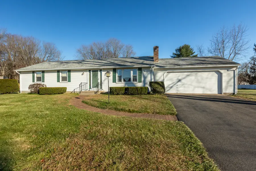 7 East Road, Broad Brook, CT 06016 - Image #2