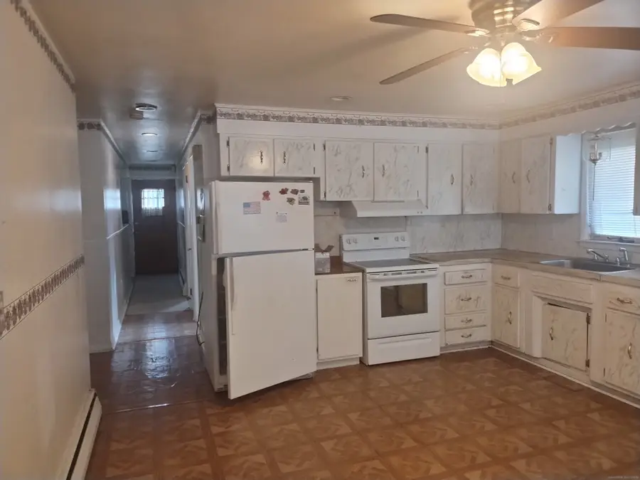 58 Auburn Street, Stratford, CT 06614 - Image #3