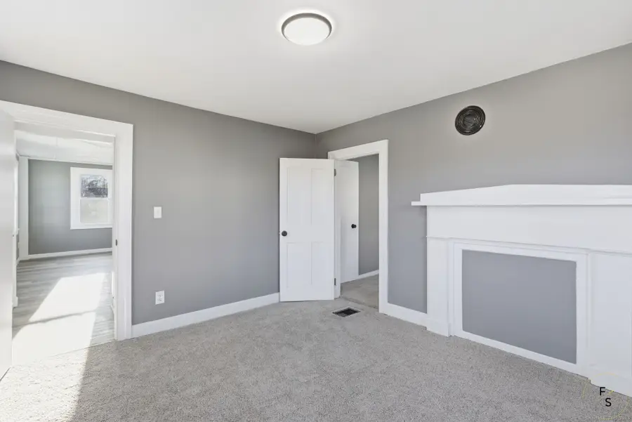 76 Skinner Street, East Hampton, CT 06424 - Image #2