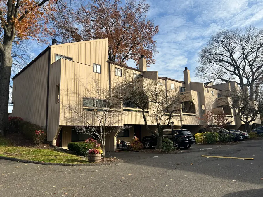 100 Hope Street #APT 10, Stamford, CT 06906 - Image #2