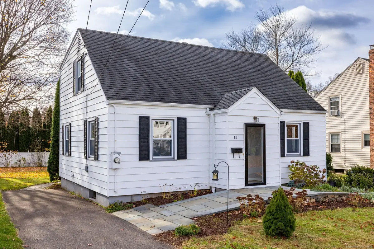 17 Parkview Road, West Hartford, CT 06110 - Image #1