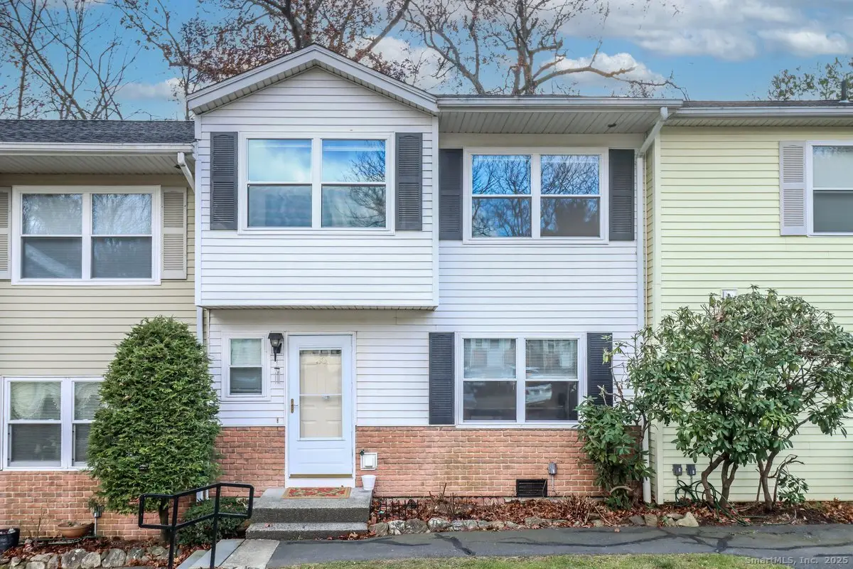 25 Padanaram Road #APT 30, Danbury, CT 06811 - Image #1