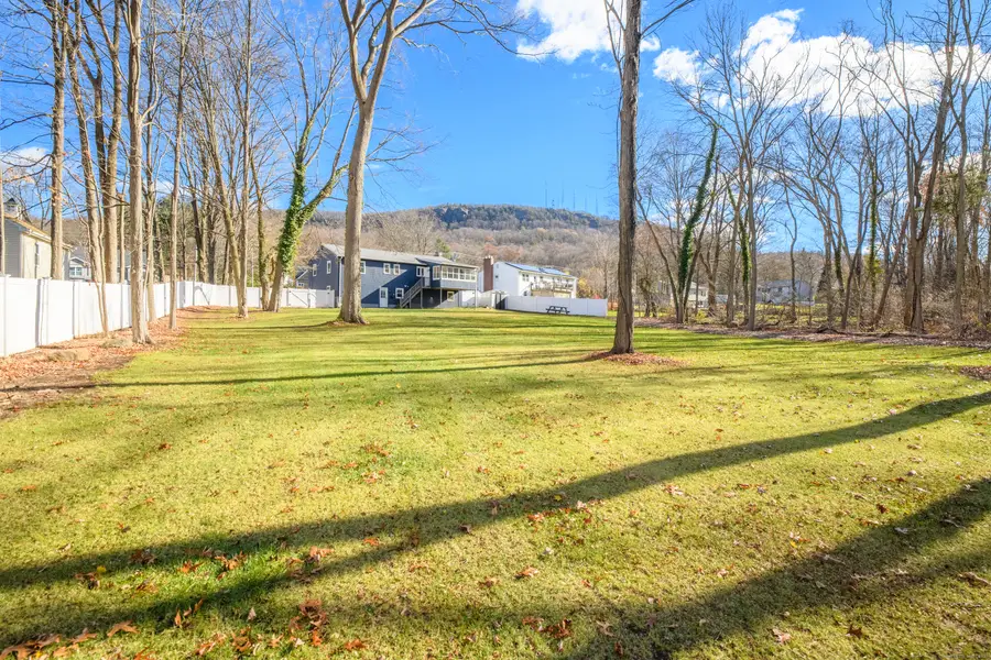 1338 Meriden Avenue, Southington, CT 06489 - Image #2