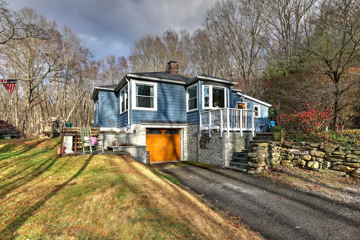 61 Moss Avenue, Seymour, CT 06483 - Image #1