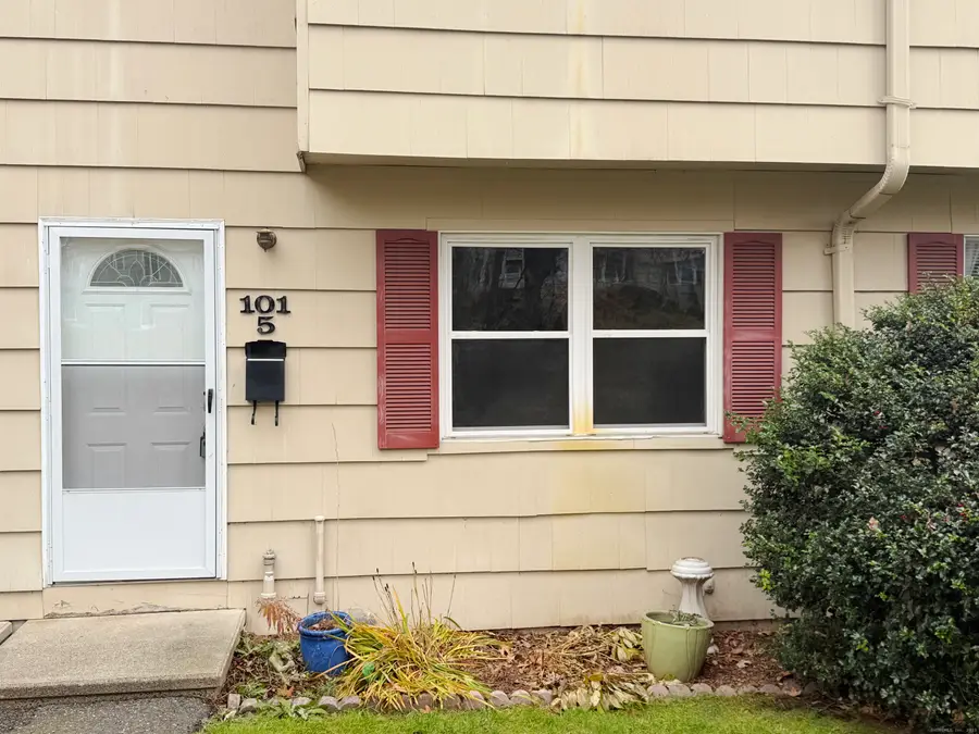 101 Ridge Road #5, Naugatuck, CT 06770 - Image #2