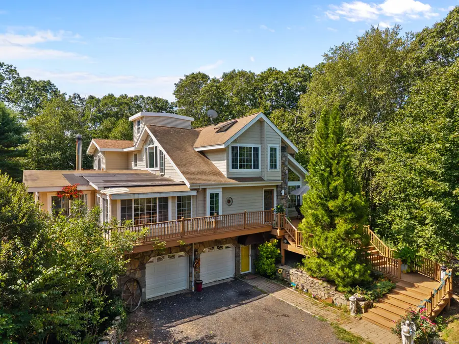 332 Lantern Hill Road, Stonington Town, CT 06355 - Image #2