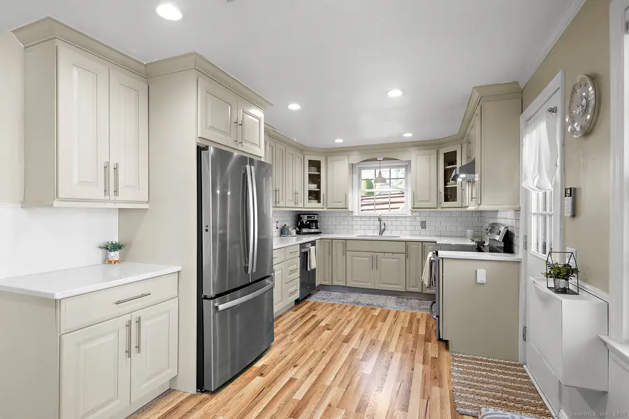 77 Maple Street, Darien, CT 06820 - Image #3