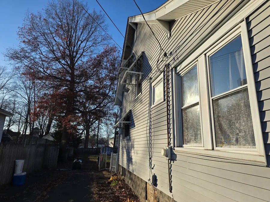 55 Hanmer Street, Hartford, CT 06114 - Image #3