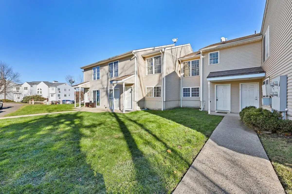 92 Hamden Avenue #APT 4, Waterbury, CT 06704 - Image #1