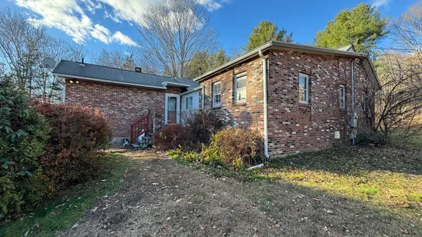 337 Hampton Road, Chaplin, CT 06235