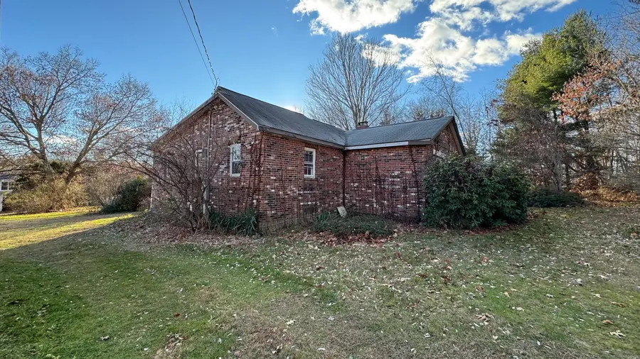 337 Hampton Road, Chaplin, CT 06235 - Image #3