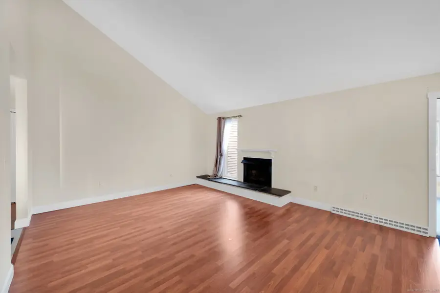 32 Hollister Way South #32, Glastonbury, CT 06033 - Image #3