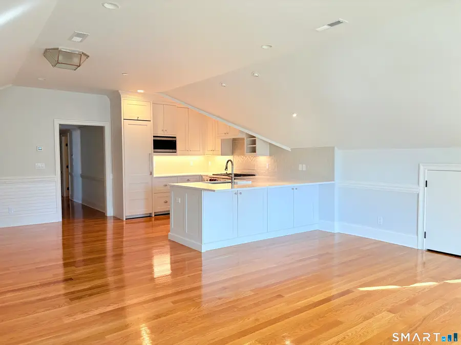 500 Main Street #APT 3, Ridgefield, CT 06877 - Image #2