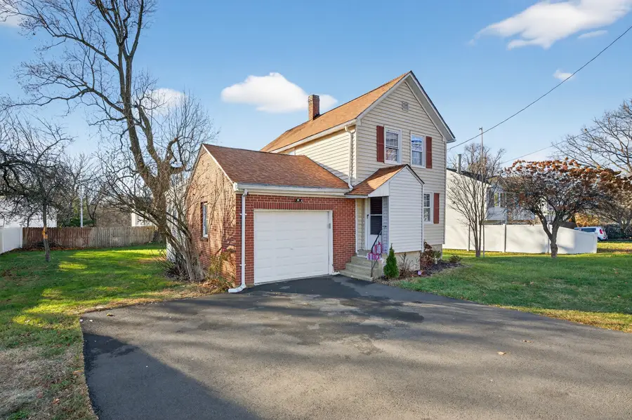 110 Fenwick Street, West Haven, CT 06516 - Image #2