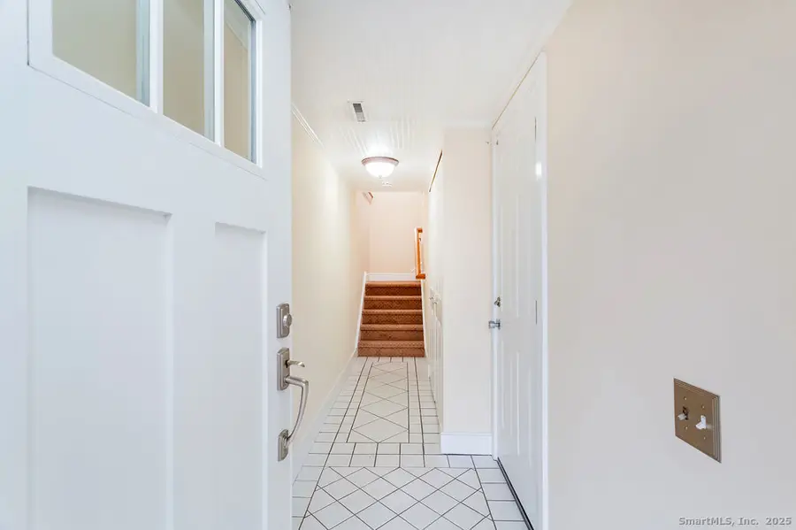 13 Lawson Lane #13, Ridgefield, CT 06877 - Image #3