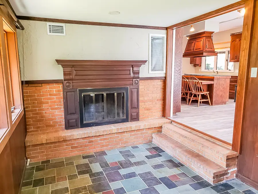 185 Catering Road, Wolcott, CT 06716 - Image #2