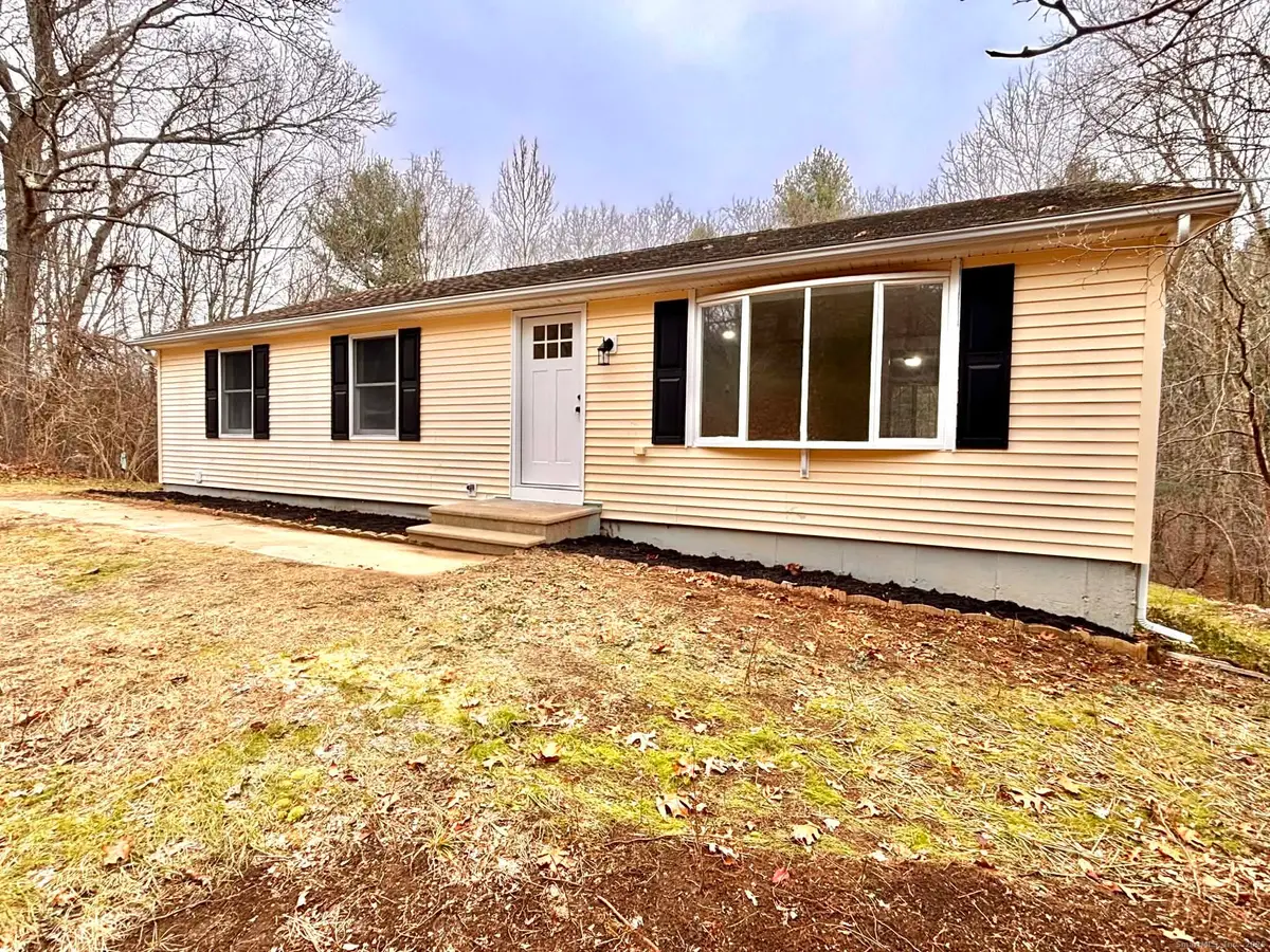 164 Starkweather Road, Plainfield, CT 06354 - Image #1