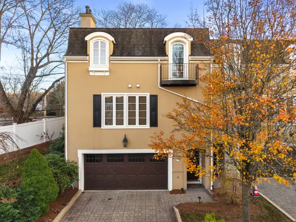 19 Thermos Avenue #7, Norwich, CT 06360