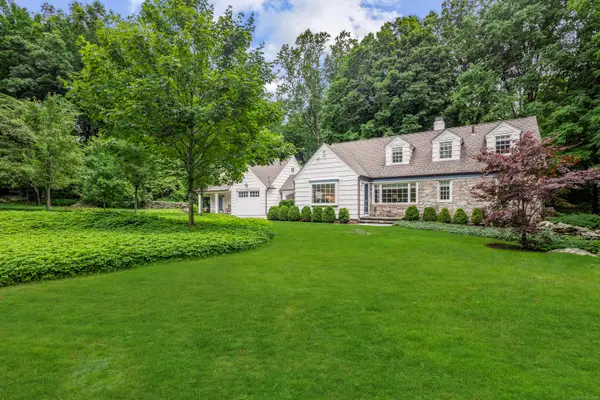 102 Eleven O'clock Road, Weston, CT 06883