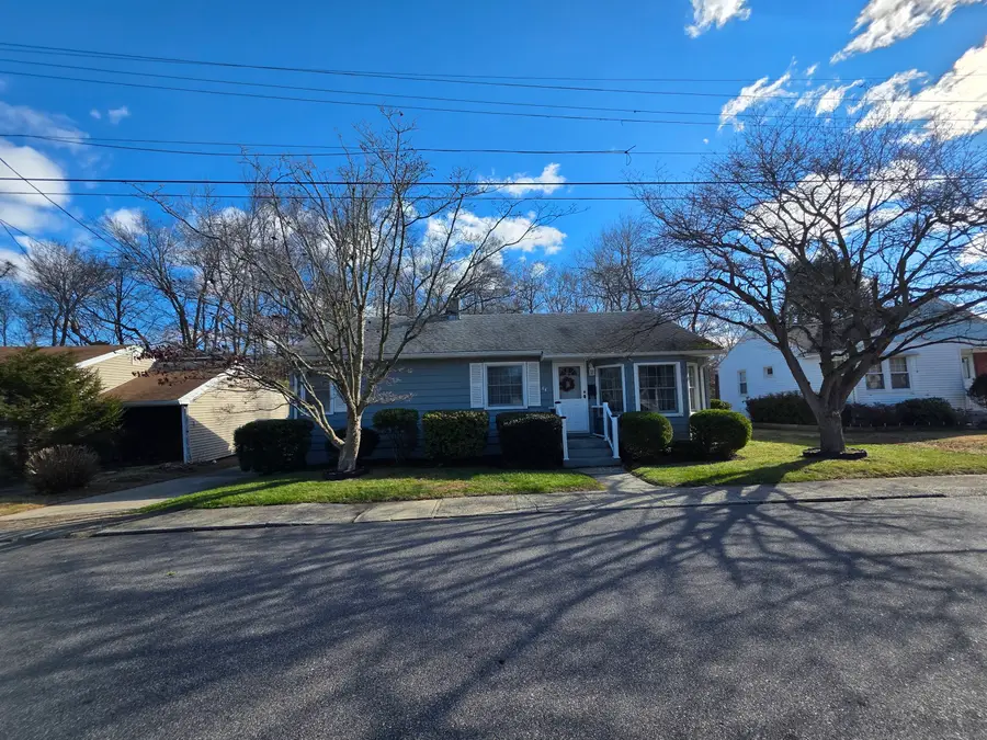 64 Woodrow Avenue, Norwich, CT 06360 - Image #2