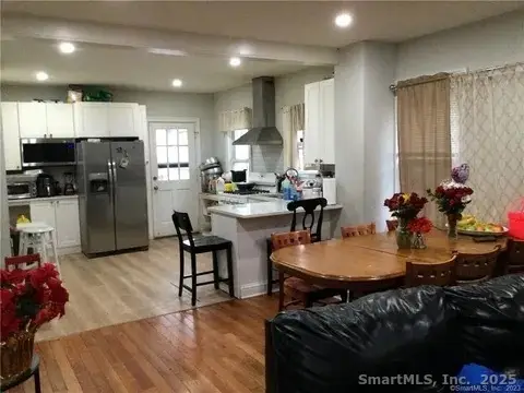 368 Lenox Avenue, Bridgeport, CT 06605 - Image #2