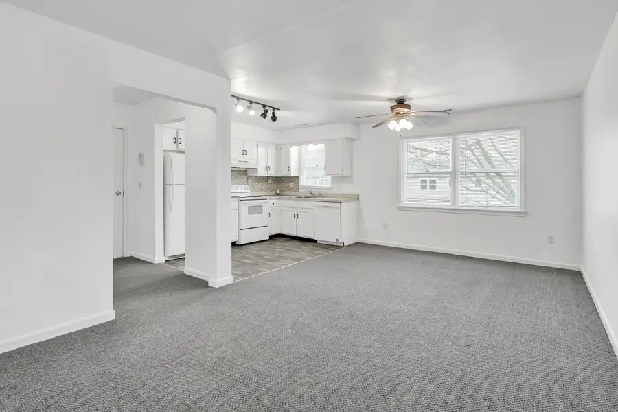 105 Carriage Path South #105, Milford, CT 06460 - Image #3