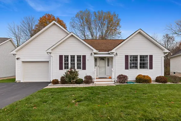 31 Dacosta Drive #31, Newington, CT 06111